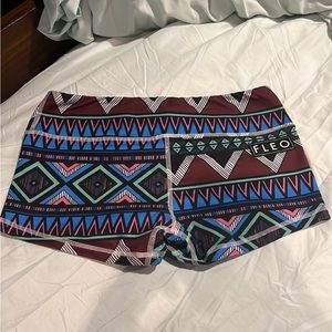 Tribe vibes EUC size M